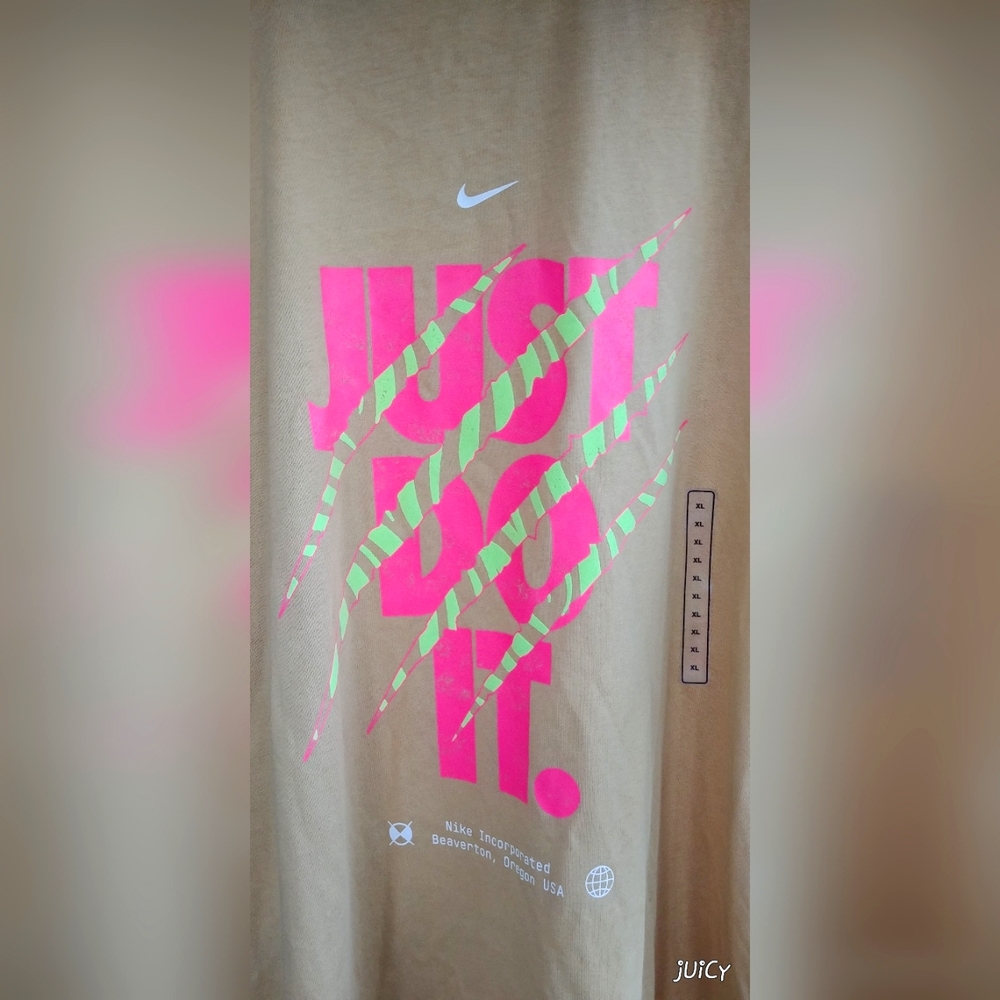 Nike T-Shirt